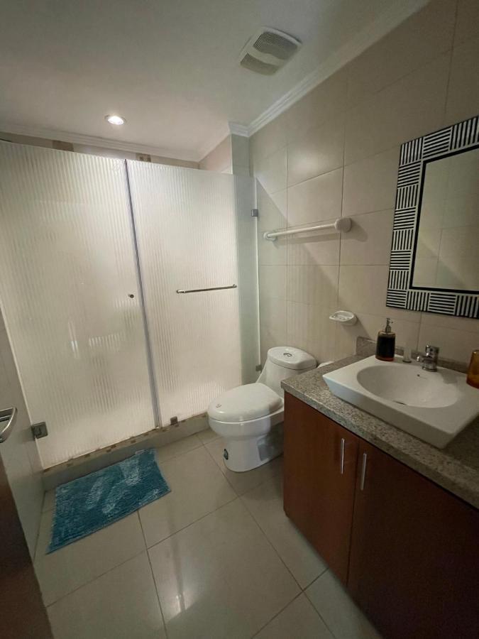 Apartamento Vista Al Rio Puerto Santana Riverfront 1 グアヤキル エクステリア 写真